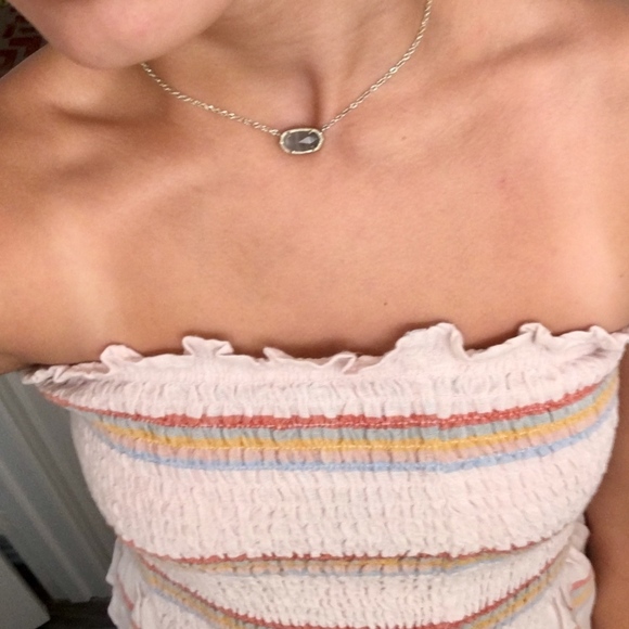 Kendra Scott Pendant Necklace - Picture 3 of 3